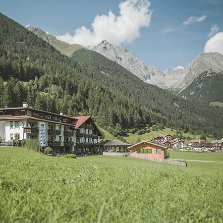 Hotel Vierbrunnenhof Anterselva di Mezzo Esterno foto