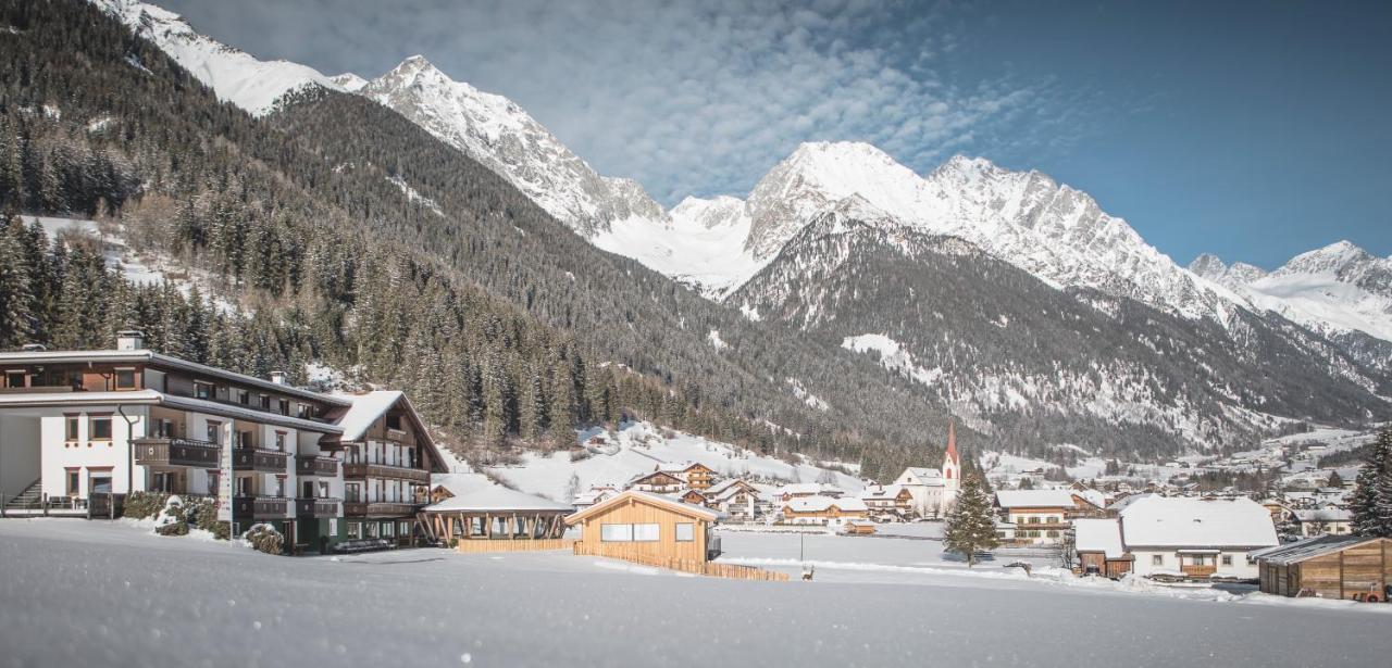 Hotel Vierbrunnenhof Anterselva di Mezzo Esterno foto