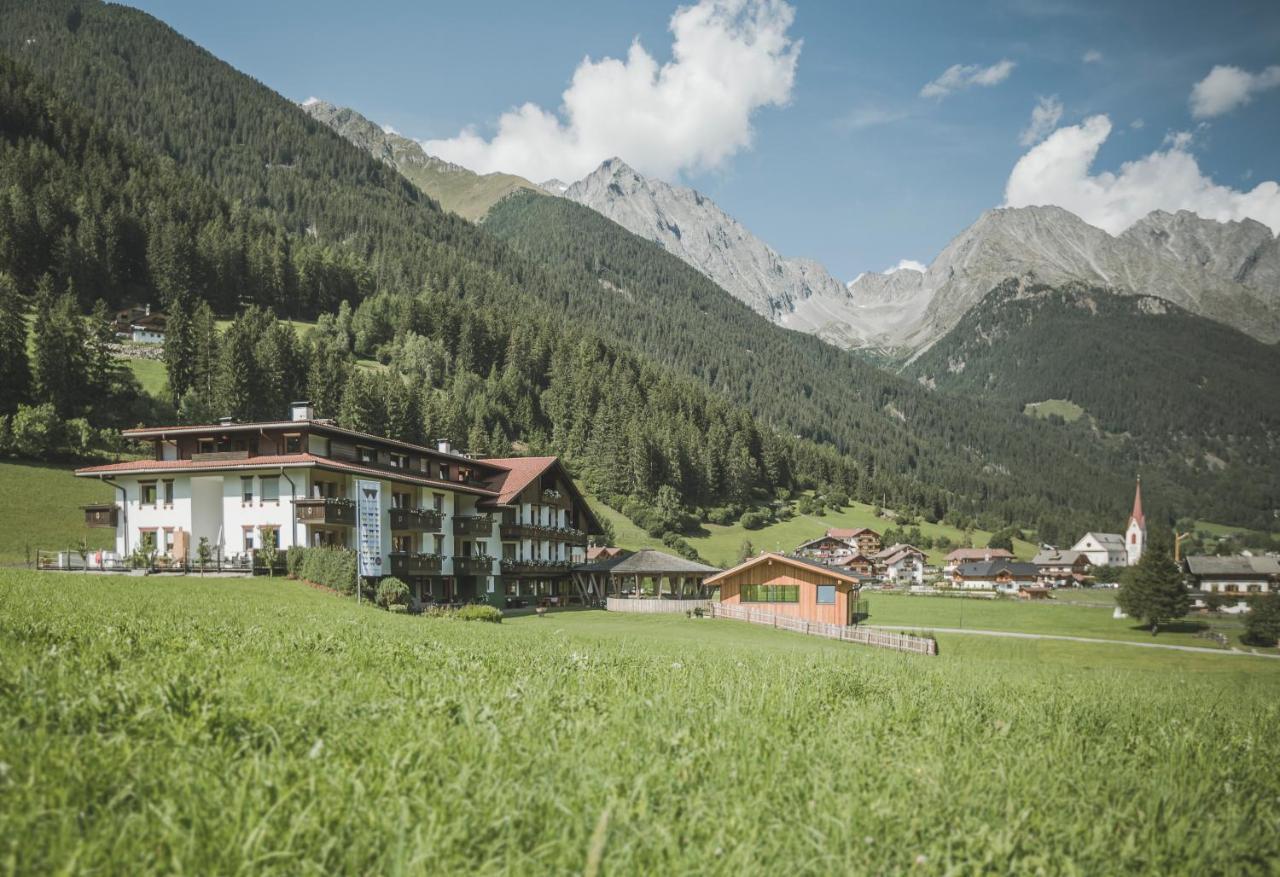 Hotel Vierbrunnenhof Anterselva di Mezzo Esterno foto